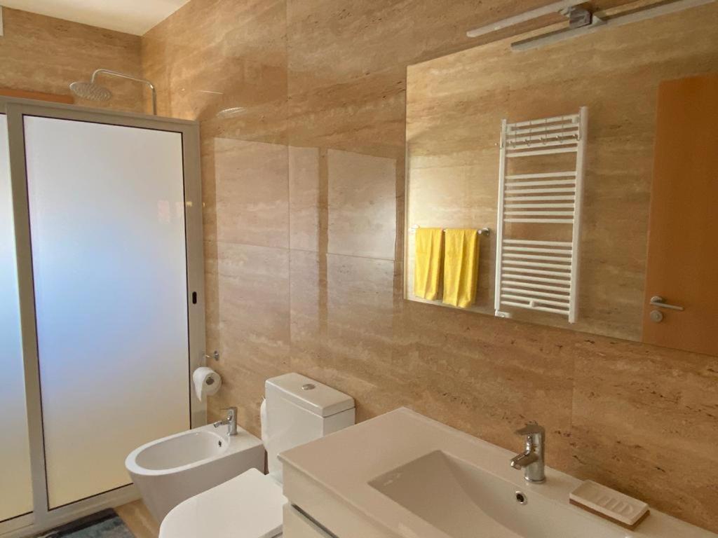 Vivenda Caixilao Casa Com 3 Quartos Viana do Castelo Exteriör bild